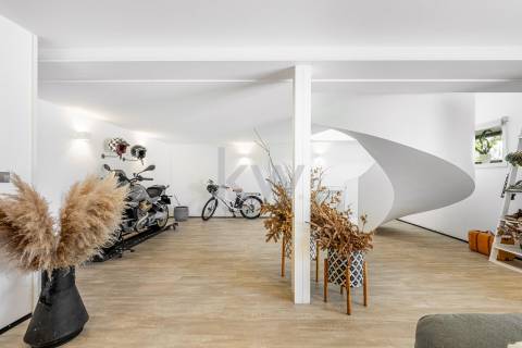 Quinta com amplo jardim, vinha, piscina, capela e vistas fabulosas, em Soalhães, Marco de Canaveses