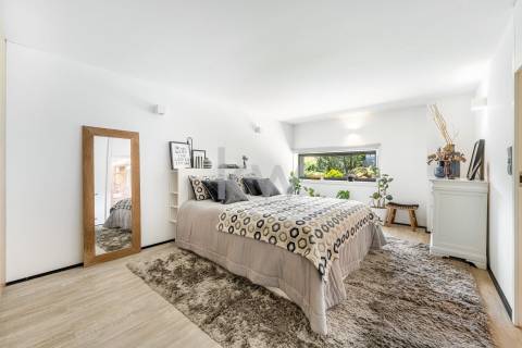 Quinta com amplo jardim, vinha, piscina, capela e vistas fabulosas, em Soalhães, Marco de Canaveses