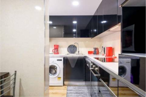 Duas Moradias T2 em Matosinhos – Garagem Dupla, Terraços e Vista Desafogada