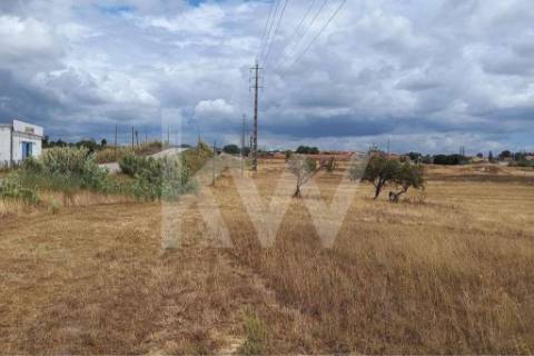 Terreno nas Portas da Cidade do Montijo com cerca de 20.000 m2