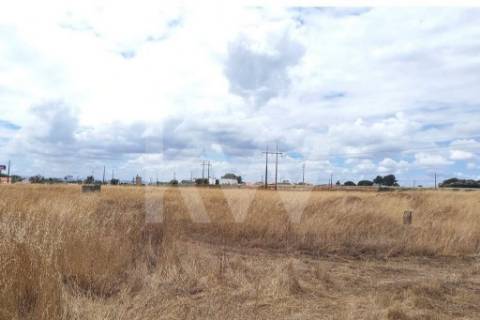 Terreno Corte das Cheiras com cerca de 28.000 m2 | Estrada real, Montijo