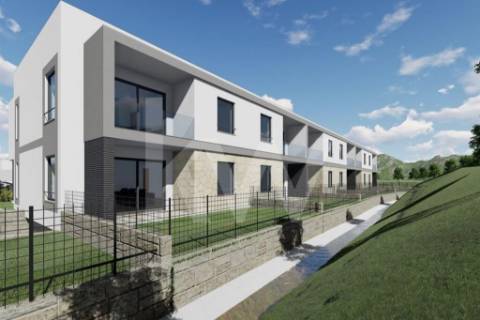 Ainda em construção visite esta fantástica moradia em condomínio fechado com piscina