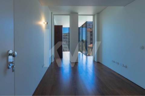 ApartamentoT1+1  Novo no Bonfim – Qualidade Superior e Possibilidade de Alojamento Local