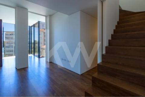 ApartamentoT1+1  Novo no Bonfim – Qualidade Superior e Possibilidade de Alojamento Local