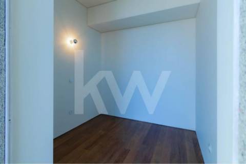 ApartamentoT1+1  Novo no Bonfim – Qualidade Superior e Possibilidade de Alojamento Local