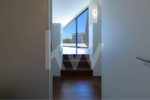 ApartamentoT1+1  Novo no Bonfim – Qualidade Superior e Possibilidade de Alojamento Local