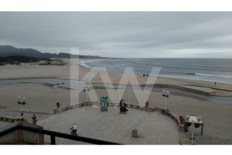 Lote em gaveto e infraestruturado em Vila Praia de Âncora