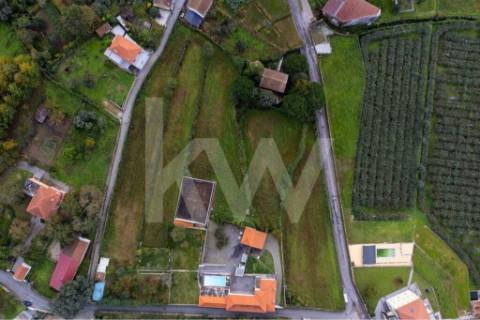 Quinta T4 com piscina, ringue de futebol (quase 20.000M2) em Navarra - Braga