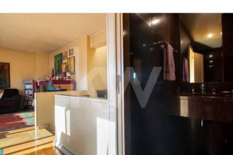 T4 Triplex, Condo. fechado em S. João Bosco, varandas,  terraço, jardim, piscina, corte de ténis.