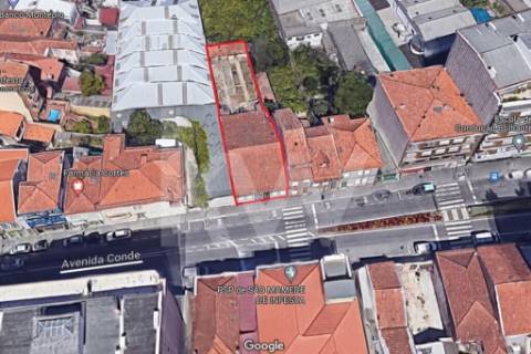 Moradias para reabilitar | Av. do Conde, S.M.Infesta | Terreno 378 m2 | ABC 220 m2