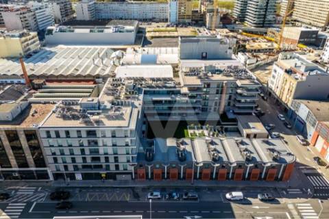 Recuado em Matosinhos Sul - Apartamento T3 de luxo novo (último piso) em condomínio fechado.