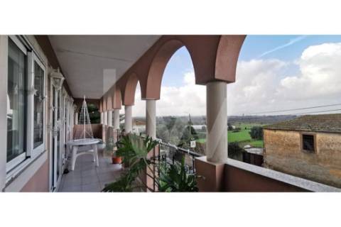 Quintinha de arquitectura colonial brasileira em Aveiro