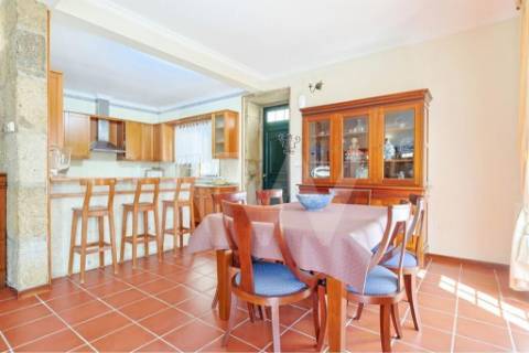 Moradia com piscina em Covas, Vila Nova de Cerveira (T4+1 -Alojamento Local)