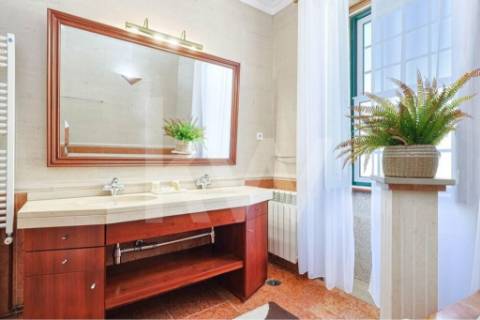 Moradia com piscina em Covas, Vila Nova de Cerveira (T4+1 -Alojamento Local)