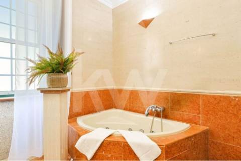 Moradia com piscina em Covas, Vila Nova de Cerveira (T4+1 -Alojamento Local)