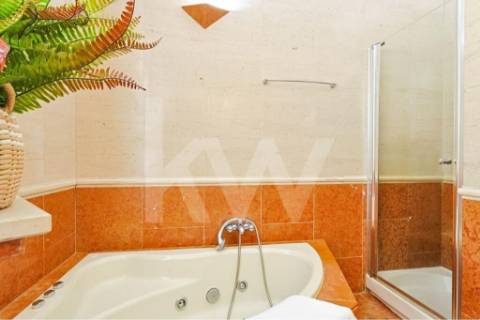 Moradia com piscina em Covas, Vila Nova de Cerveira (T4+1 -Alojamento Local)