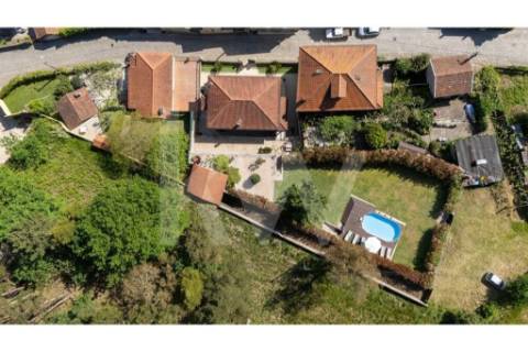 Moradia com piscina em Covas, Vila Nova de Cerveira (T4+1 -Alojamento Local)