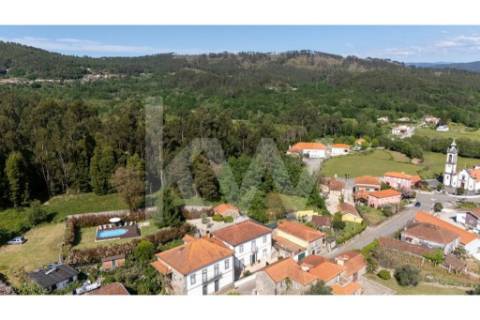 Moradia com piscina em Covas, Vila Nova de Cerveira (T4+1 -Alojamento Local)