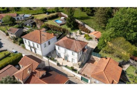 Moradia com piscina em Covas, Vila Nova de Cerveira (T4+1 -Alojamento Local)