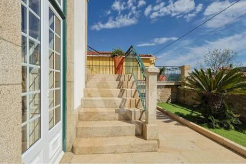 Moradia com piscina em Covas, Vila Nova de Cerveira (T4+1 -Alojamento Local)