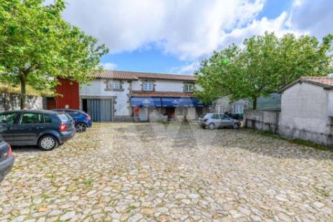 Propriedade Nariz do Mundo ( Restaurante, Residencial e Habitação) em Moscoso, Cabeceiras de Basto