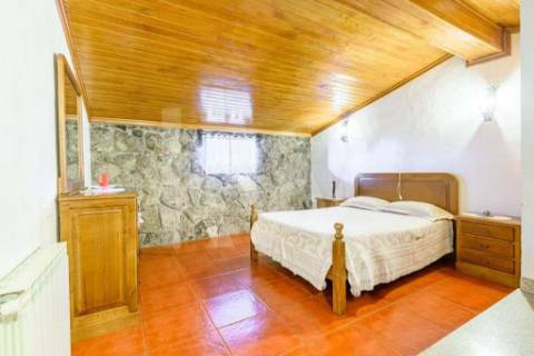 Propriedade Nariz do Mundo ( Restaurante, Residencial e Habitação) em Moscoso, Cabeceiras de Basto