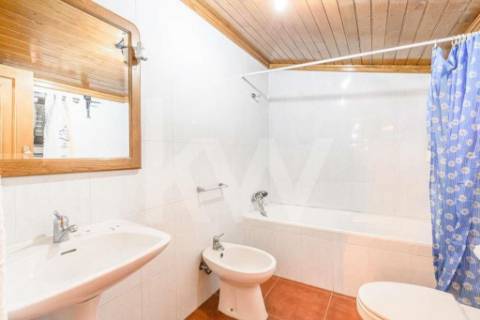 Propriedade Nariz do Mundo ( Restaurante, Residencial e Habitação) em Moscoso, Cabeceiras de Basto