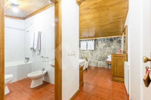 Propriedade Nariz do Mundo ( Restaurante, Residencial e Habitação) em Moscoso, Cabeceiras de Basto