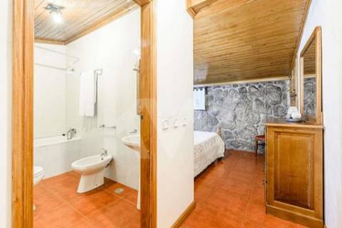 Propriedade Nariz do Mundo ( Restaurante, Residencial e Habitação) em Moscoso, Cabeceiras de Basto