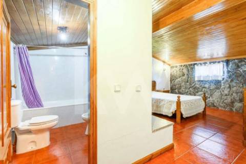 Propriedade Nariz do Mundo ( Restaurante, Residencial e Habitação) em Moscoso, Cabeceiras de Basto