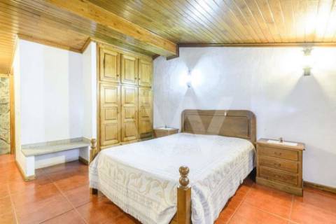 Propriedade Nariz do Mundo ( Restaurante, Residencial e Habitação) em Moscoso, Cabeceiras de Basto