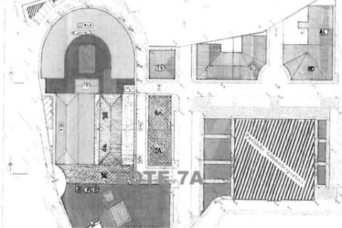 Lote aprovado para construção em altura de 4 pisos, com uma área total de 872,00m2.