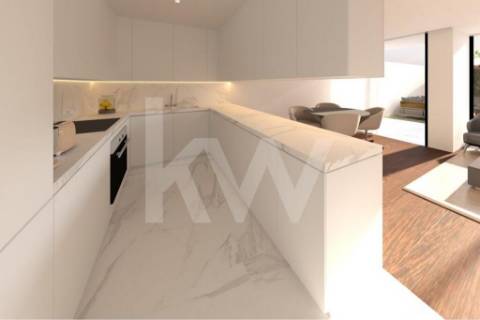 Apartamento T3 Premium com 3 casas de banho, garagem e varanda - Matosinhos Centro