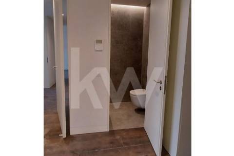 Apartamento T3 Premium com 3 casas de banho, garagem e varanda - Matosinhos Centro