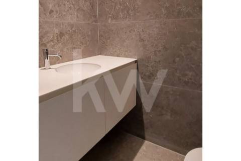 Apartamento T3 Premium com 3 casas de banho, garagem e varanda - Matosinhos Centro