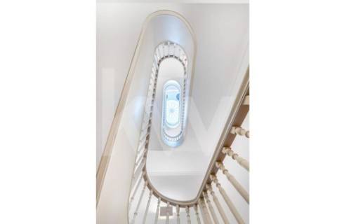 Apartamento inserido em Prédio do século XIX em localização premium e histórica da cidade do Porto