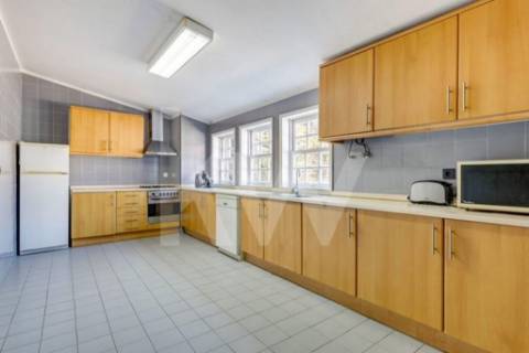 Excelente Quinta no Douro, casa com pedra de armas, fim do século XVII, vista sobre o Rio Douro