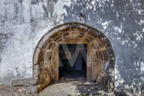 Excelente Quinta no Douro, casa com pedra de armas, fim do século XVII, vista sobre o Rio Douro