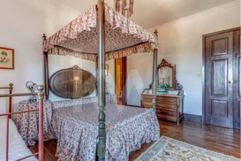 Excelente Quinta no Douro, casa com pedra de armas, fim do século XVII, vista sobre o Rio Douro