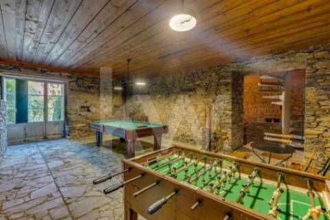 Excelente Quinta no Douro, casa com pedra de armas, fim do século XVII, vista sobre o Rio Douro