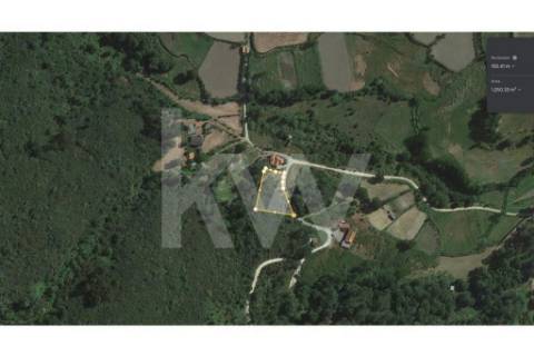 TERRENO NÃO URBANIZÁVEL COM 1.250 M2 EM PEDREDA - BAIÃO