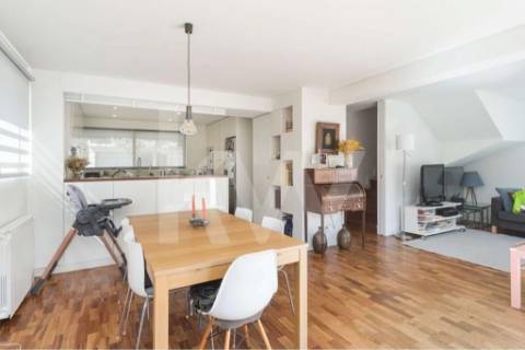 Moradia Triplex Geminada à venda no Bairro dos Musicos em Marechal Gomes da Costa