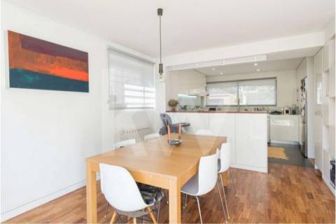 Moradia Triplex Geminada à venda no Bairro dos Musicos em Marechal Gomes da Costa