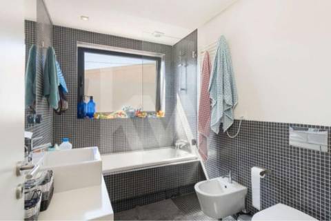 Moradia Triplex Geminada à venda no Bairro dos Musicos em Marechal Gomes da Costa