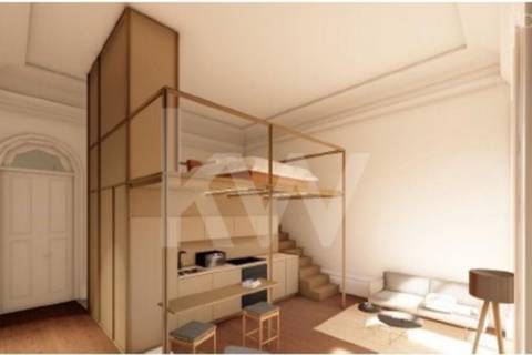 T1 com mezanino e varanda em edifício centenário reabitado com muito charme (Bolhão)