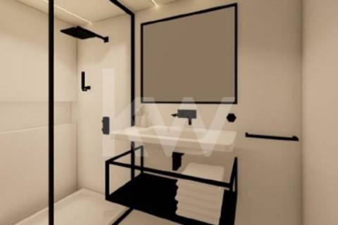 T1 com mezanino e varanda em edifício centenário reabitado com muito charme (Bolhão)