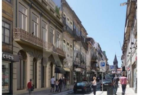 T1 com mezanino e varanda em edifício centenário reabitado com muito charme (Bolhão)