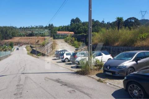 Terreno para construção de armazém Industrial, Baltar com 11.309,8 m2 .