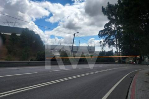 Terreno para construção de armazém Industrial, Baltar com 11.309,8 m2 .