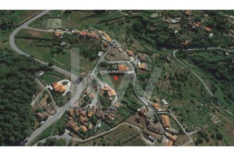 Terreno 3237 em Santa Cruz do Douro e São Tomé de Covelas com 1390m2, localizado em Baião